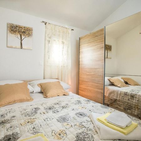 Apartments Essentia Podstrana Extérieur photo