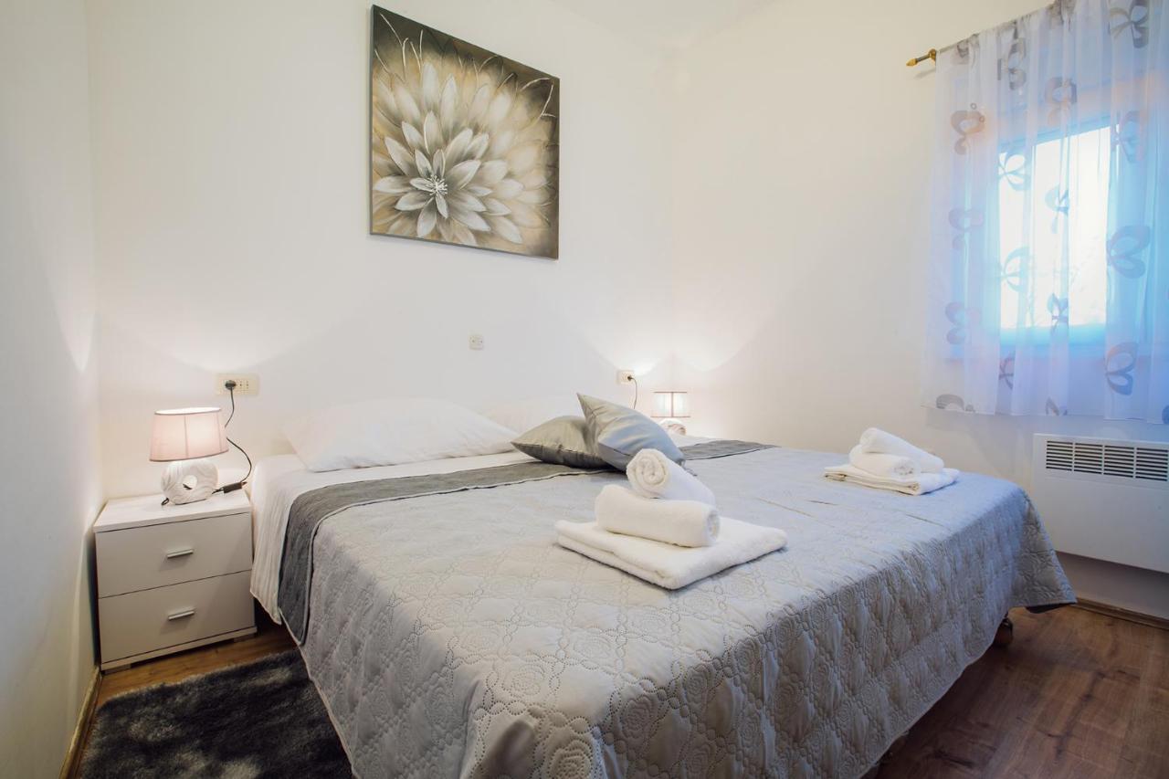 Apartments Essentia Podstrana Extérieur photo